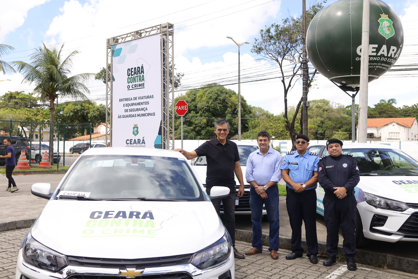 Prefeito Naumi Amorim reforça segurança de Caucaia com novas viaturas e equipamentos para a guarda municipal
